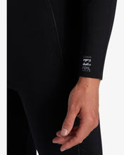 Load image into Gallery viewer, Billabong Foil Chest Zip 5/4
